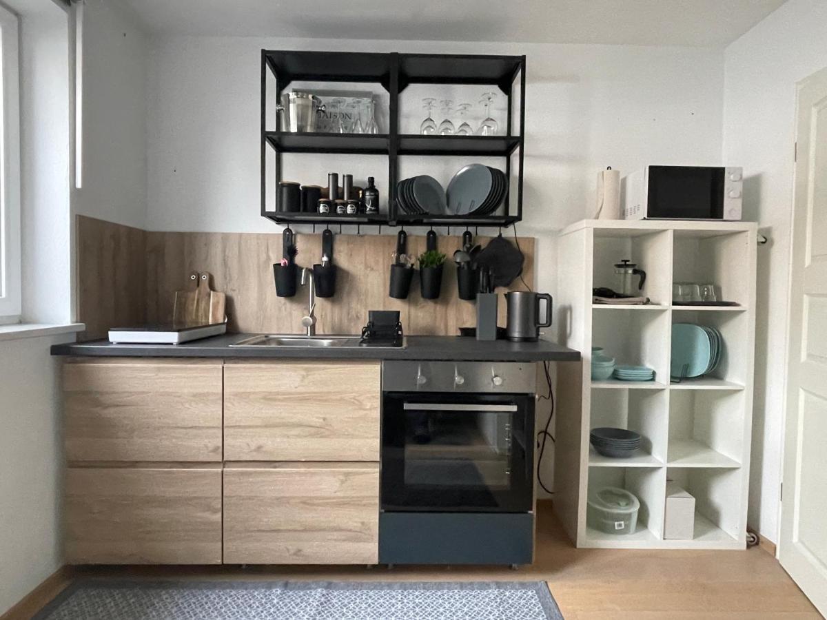 Appartment 53Qm Im Architektenhaus - 2 Schlafzimmer Mit Kueche Und Bad, Nur 2Min Von A8 - Ruhig Und Modern Irschenberg Eksteriør billede