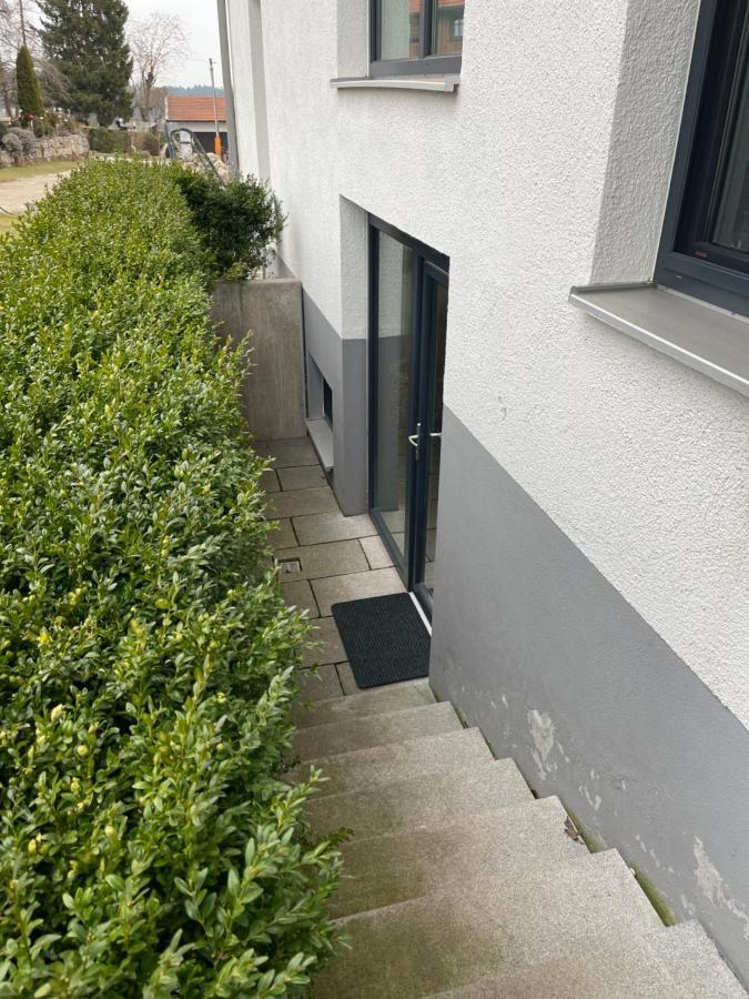 Appartment 53Qm Im Architektenhaus - 2 Schlafzimmer Mit Kueche Und Bad, Nur 2Min Von A8 - Ruhig Und Modern Irschenberg Eksteriør billede